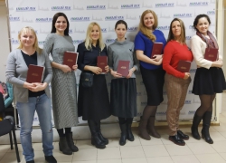 Поздравляем наших выпускников с получением дипломов!